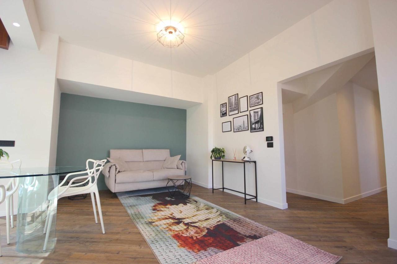 Case Vr Holiday Vittorias Flat Verona Exterior photo